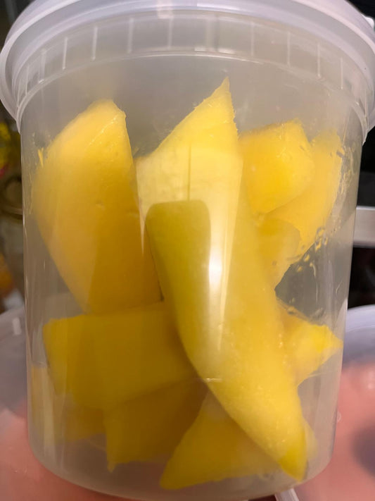 Freshly Cut Mango Cup (24 oz)