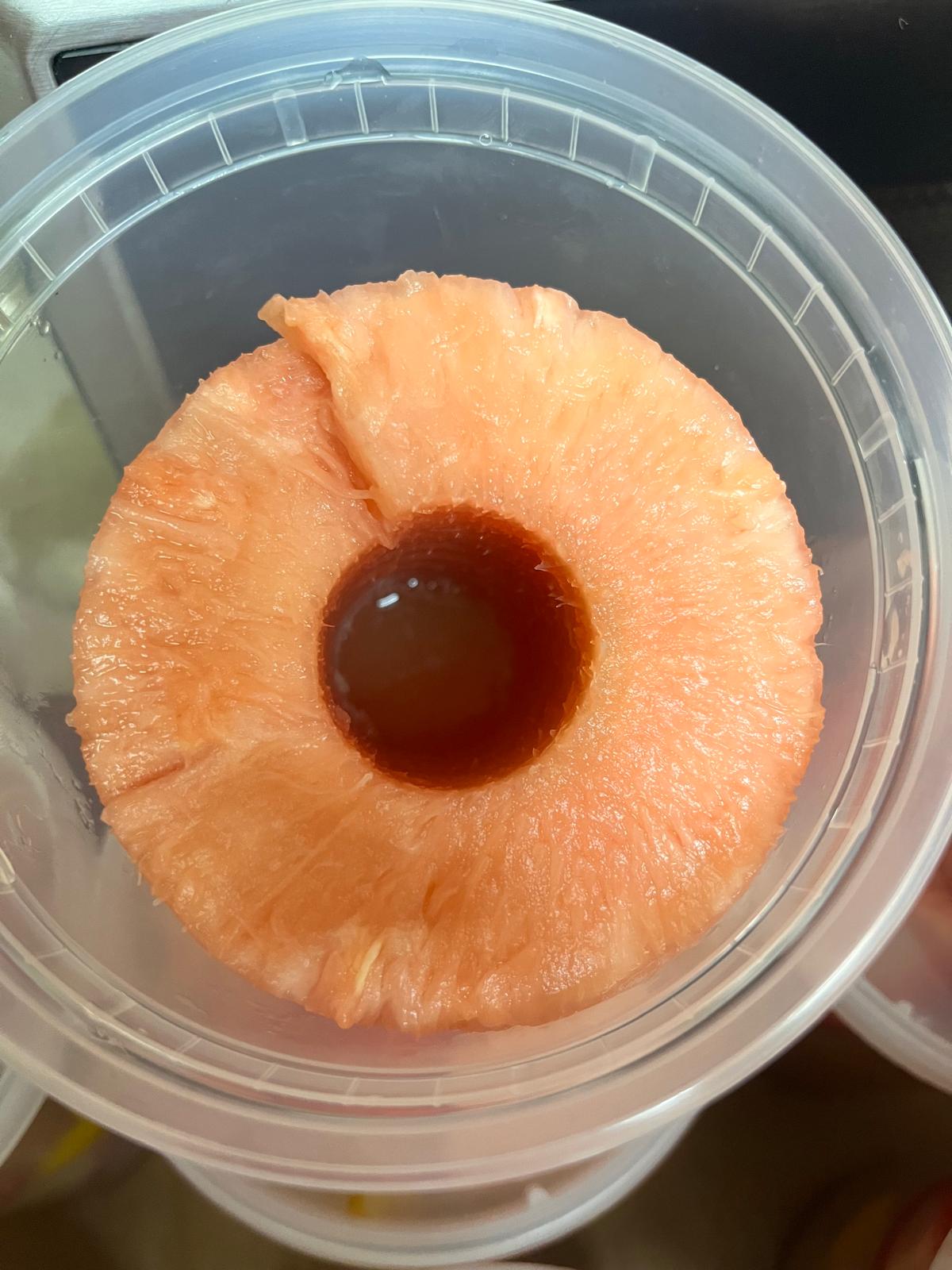 Fresh Cut Pink Pineapple (24 oz)